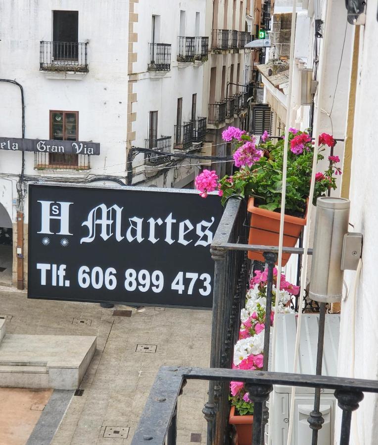 Hostal Martes Caceres Plaza Mayor - Tercer Piso Sin Ascensor Dış mekan fotoğraf